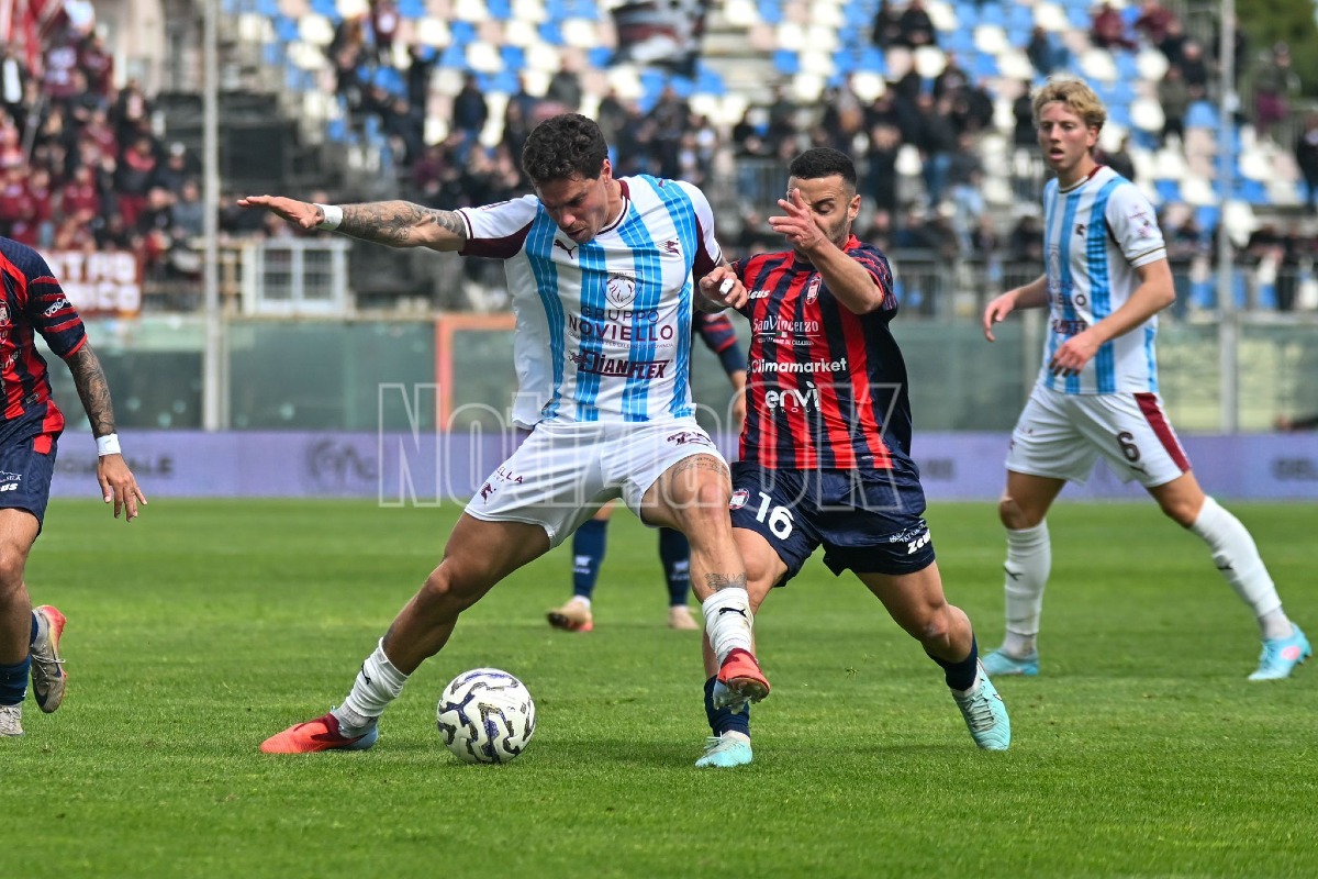 Crotone-Salernitana 0-1: decide un gol di Achik - Foto: Redazione 