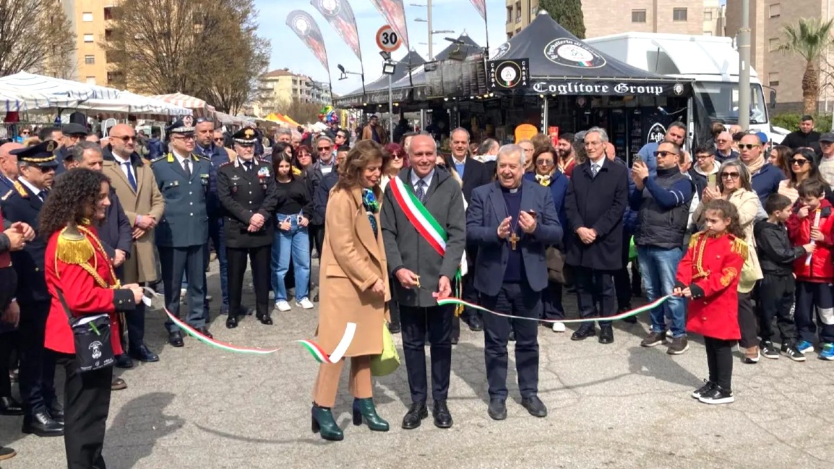 Cosenza, inaugurata la Fiera di San Giuseppe 2026 tra tradizione e futuro