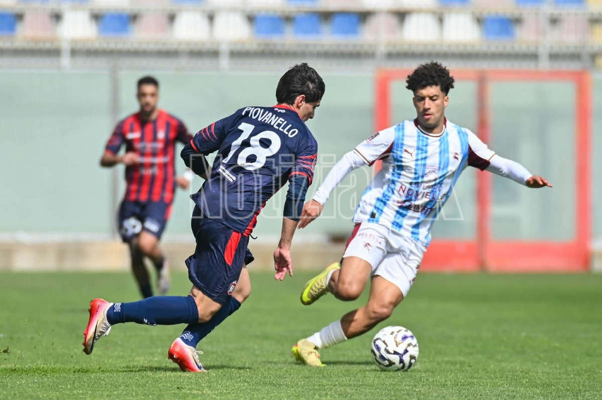 Serie C, Crotone sconfitto all'Ezio Scida ma la squadra potrà dire la sua nei Playoff - Foto: Redazione