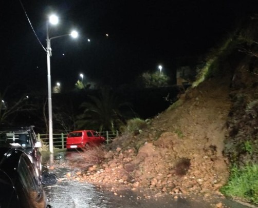 Sersale, smottamento in Via Cuore di Gesù: strada messa in sicurezza dopo le piogge - Foto: Uff. Stampa Comune di Sersale