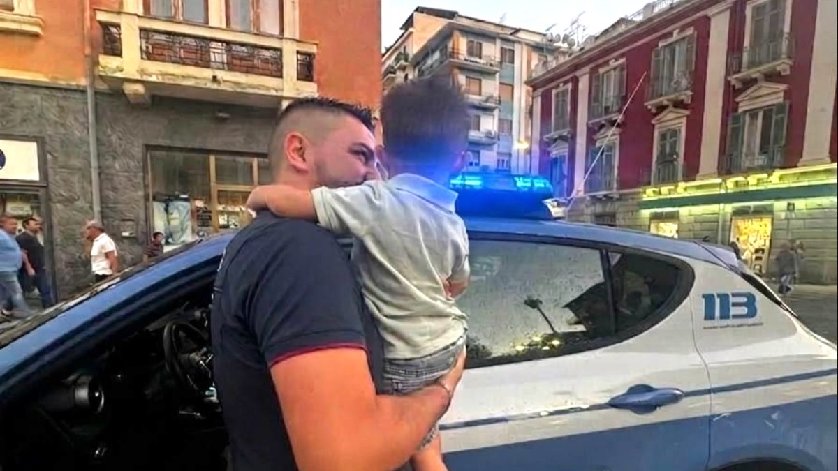 Festa del Papà, il messaggio della Polizia di Crotone: dedizione e famiglia - Foto: US Questura di Crotone