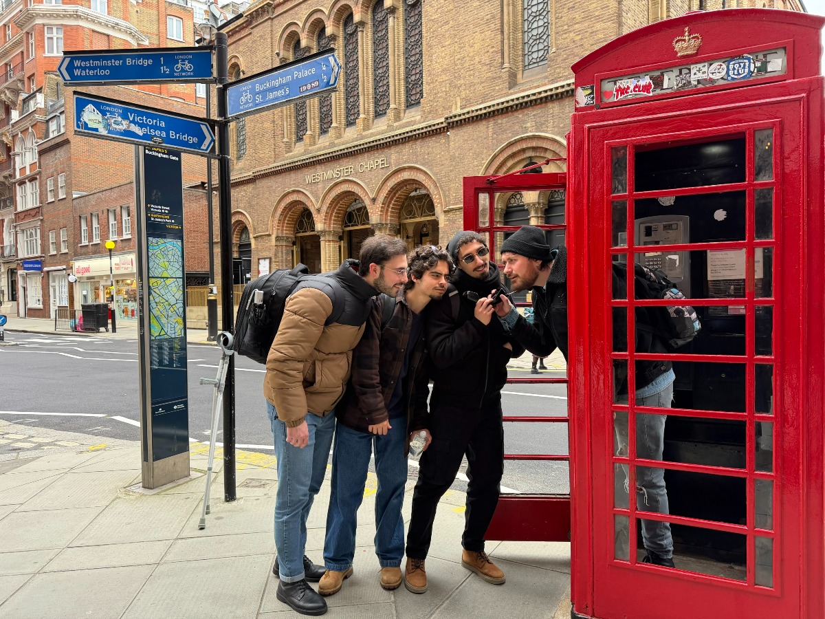 Da Crotone a Camden, Joshua conquista Londra: “Risposta incredibile” - Foto; Joshua and Band