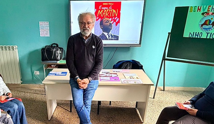 Olimpiadi del libro, gli studenti dell’Ic Mandatoriccio incontrano Dino Ticli - Foto: Ufficio stampa IC Mandatoriccio
