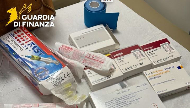Trattamenti estetici in locali non idonei: sequestri e denuncia per un medico - Foto: Ufficio stampa Guardia di Finanza