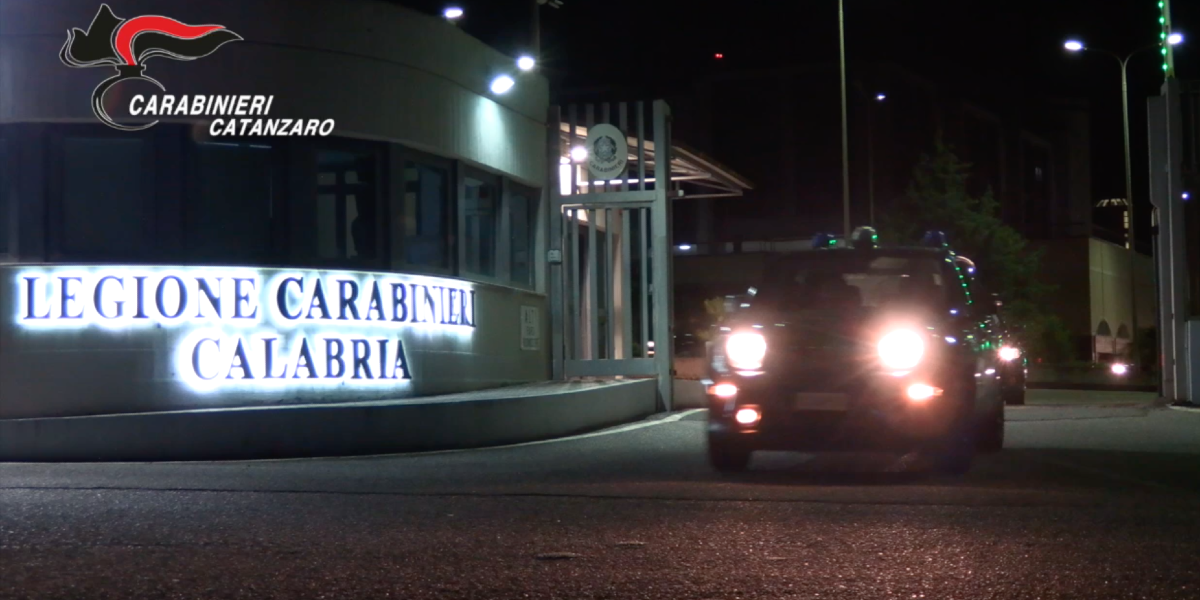 Tre arresti per tentata estorsione mafiosa - Foto: Procura della Repubblica di Catanzaro