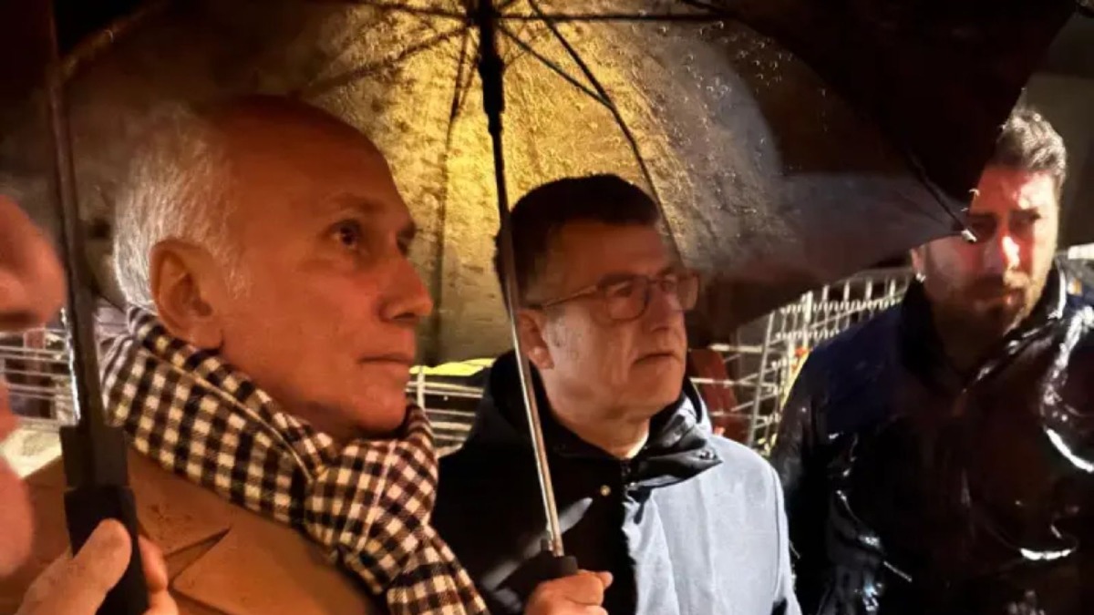 Cosenza, crollo nel centro storico: nessun ferito, area già interdetta - Foto: Uff. Stampa Comune di Cosenza 