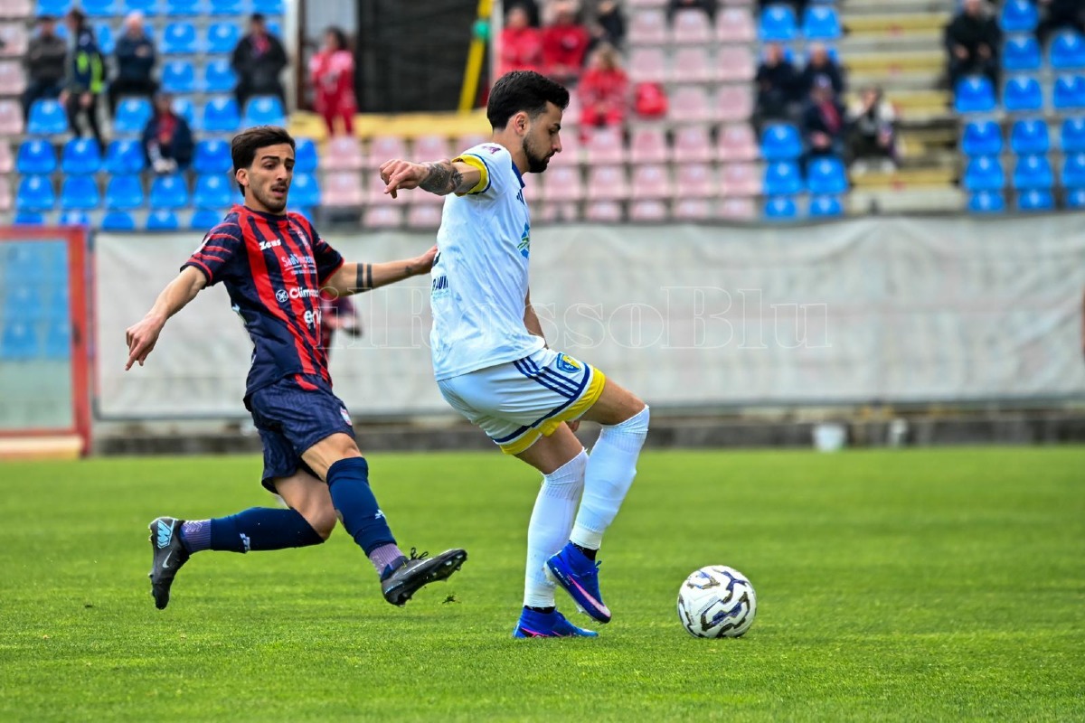 Crotone-Cerignola 3-1, Musso, Energe e Zunno ribaltano lo svantaggio iniziale  - Foto: Redazione 