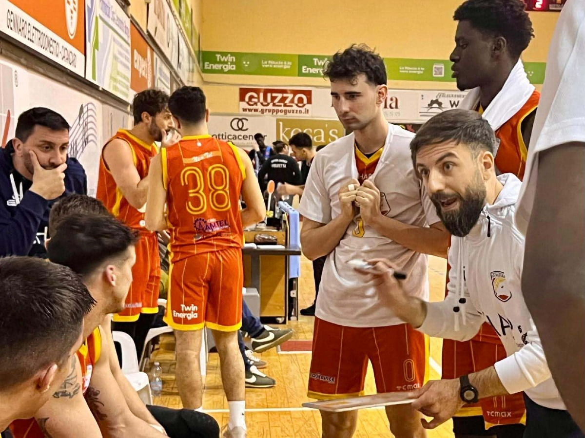 Basket Academy batte Molfetta 83-77 - Foto: Uff. Stampa Academy Catanzaro Basket 