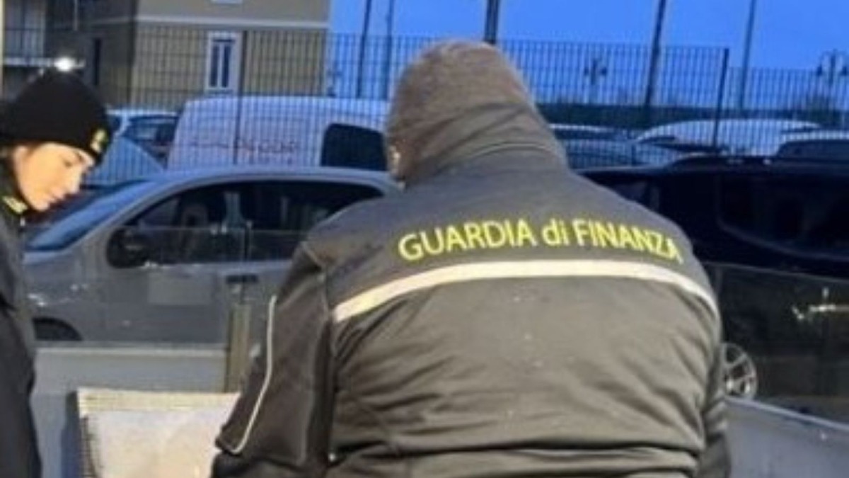 Controlli interforze in una discoteca del Lametino: sanzioni e attività sospesa - Foto: Uff. Stampa Questura di Catanzaro 