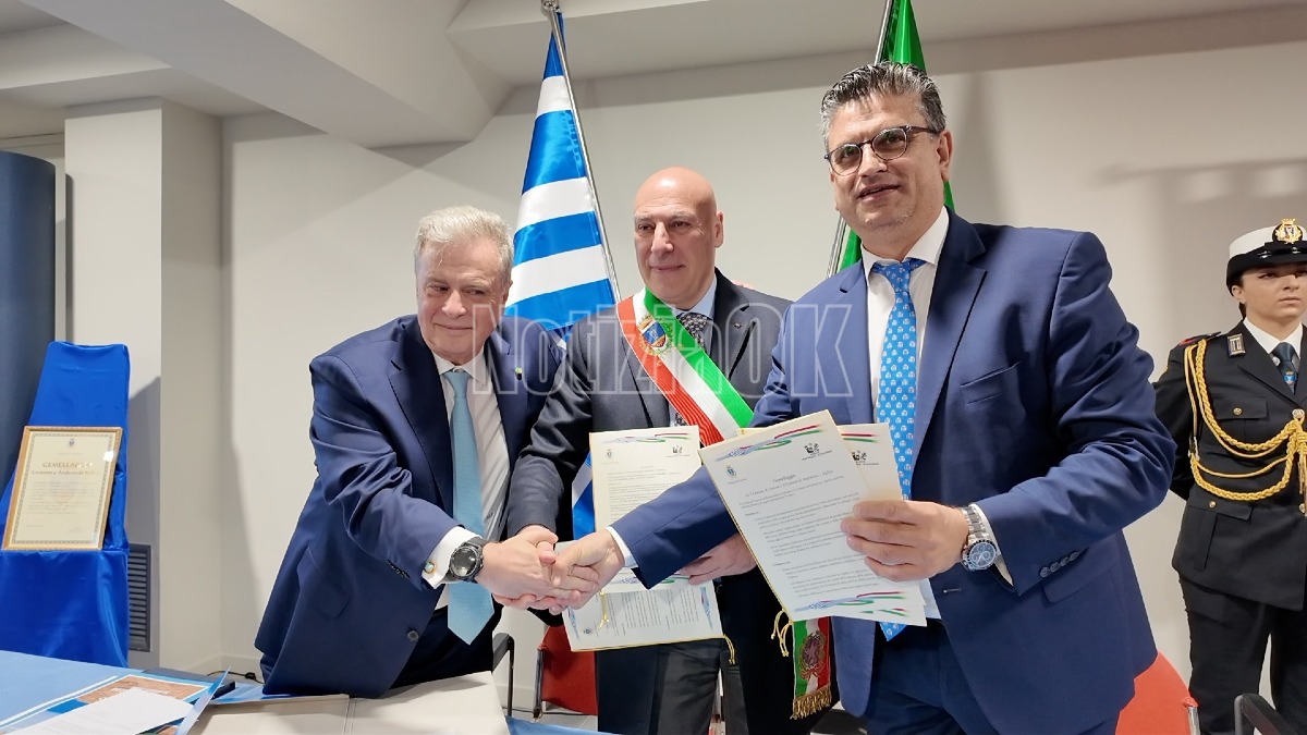 (VIDEO) Crotone, gemellaggio con Andravida–Kyllini: rete di sviluppo dal Mediterraneo - Foto: Redazione 