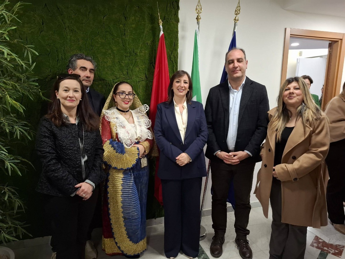 Inaugurata la sede del Consolato Onorario della Repubblica di Albania in Calabria - Foto: Uff. Stampa Comune di Maida