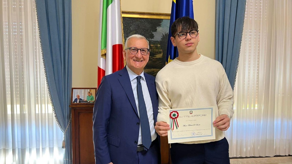 Si ferma all’alba e salva un uomo: 18enne verso l’Alfiere della Repubblica -  Foto Castrese De Rosa