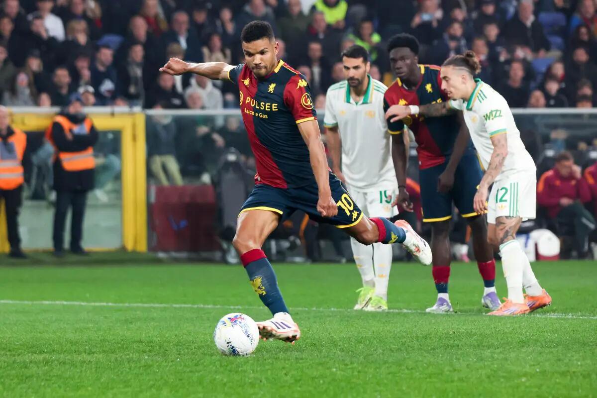 Il Genoa vince 2-1 e rallenta la corsa Champions della Roma - 