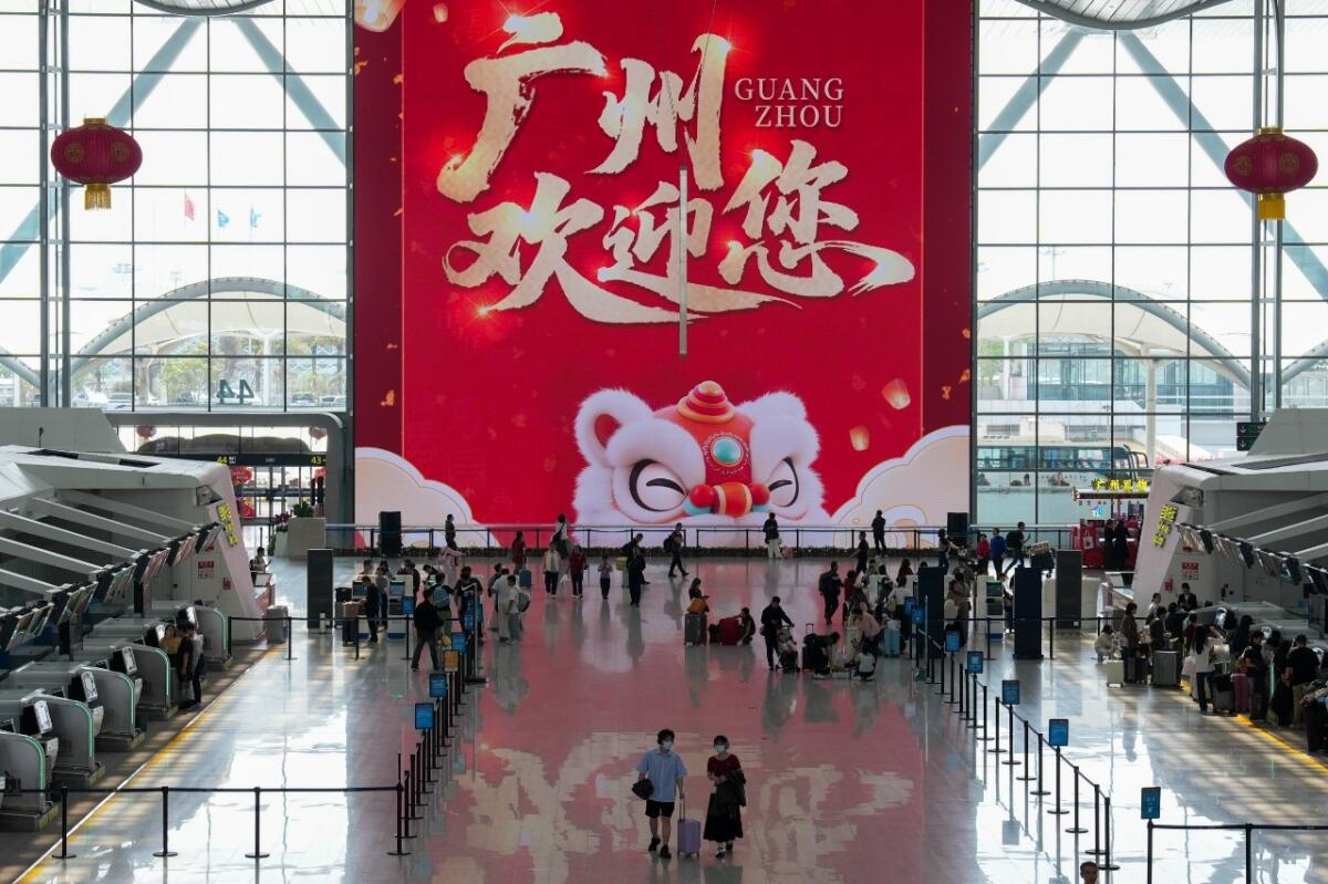 Aviazione civile, viaggi di passeggeri in Cina aumentano dell’11% a febbraio - 