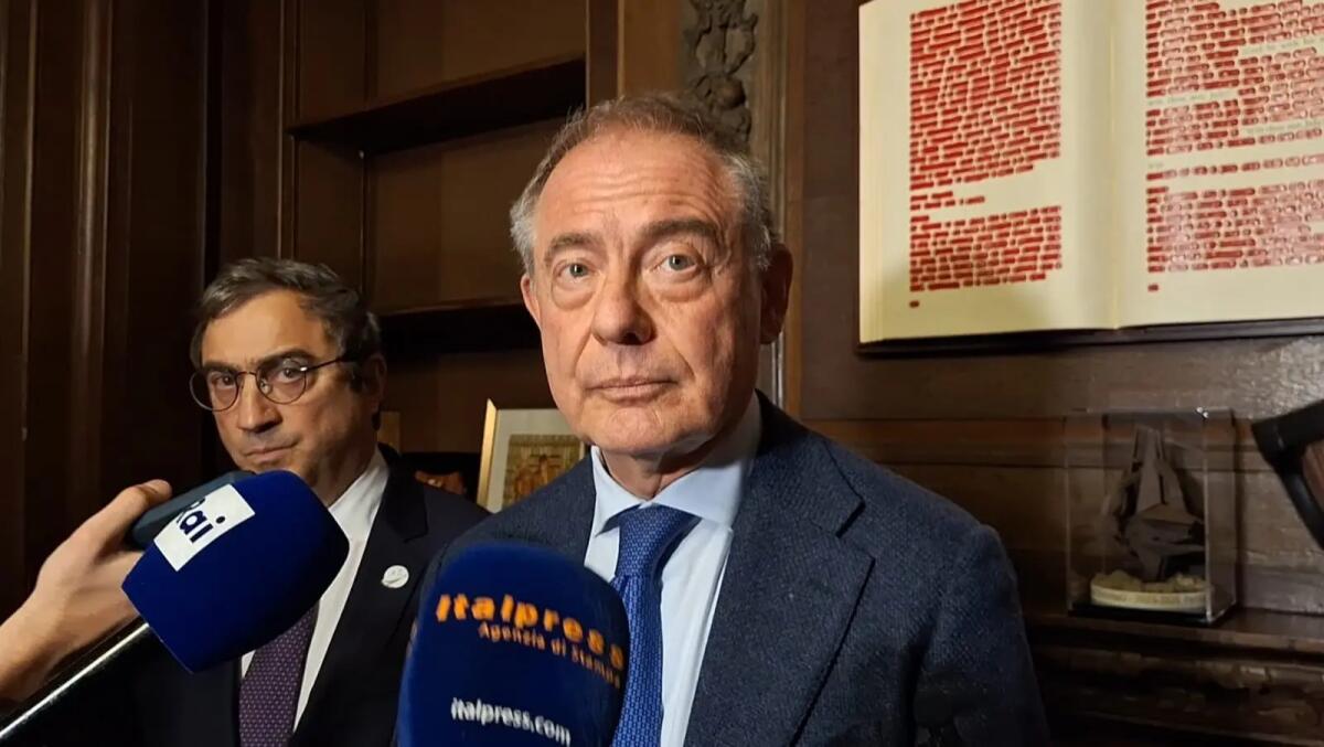 Urso a Washington “Italia hub strategico dei cavi dati e polo per investimenti in IA” - 