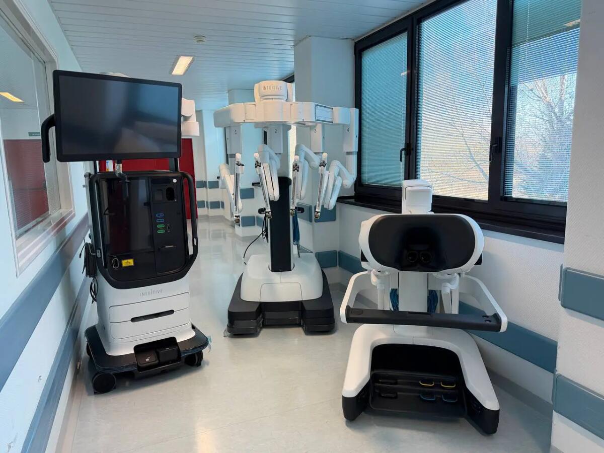 Il Responsible Research Hospital di Campobasso diventa la prima struttura del Sud ad attivare il robot da Vinci 5 - 
