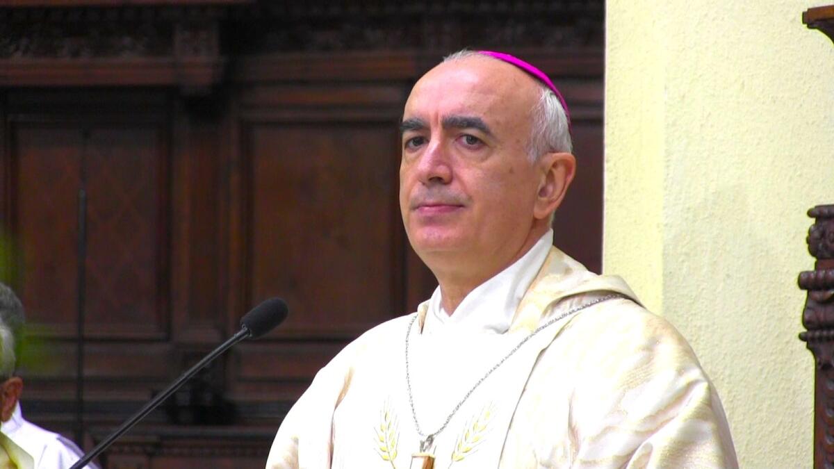 Enrica Bonaccorti, l’addio: Monsignor Staglianò legge il ricordo di Renato Zero - Foto Redazione