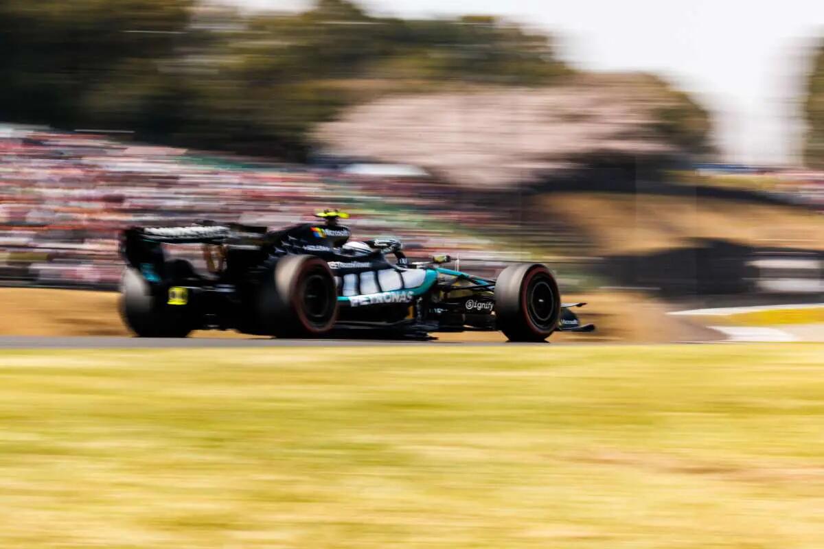 Antonelli fa il bis in Giappone e diventa leader del Mondiale - 