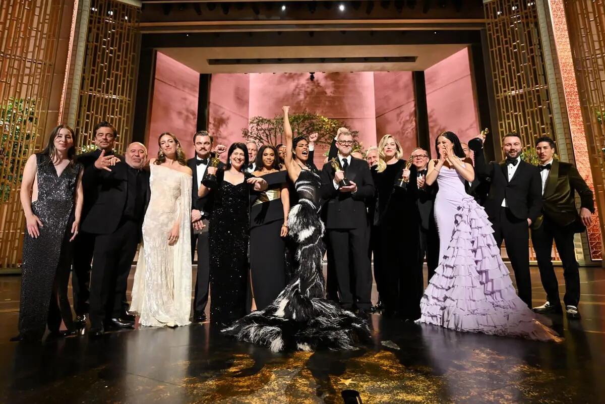 “Una battaglia dopo l’altra” trionfa agli Oscar, ad Anderson premio alla regia - 