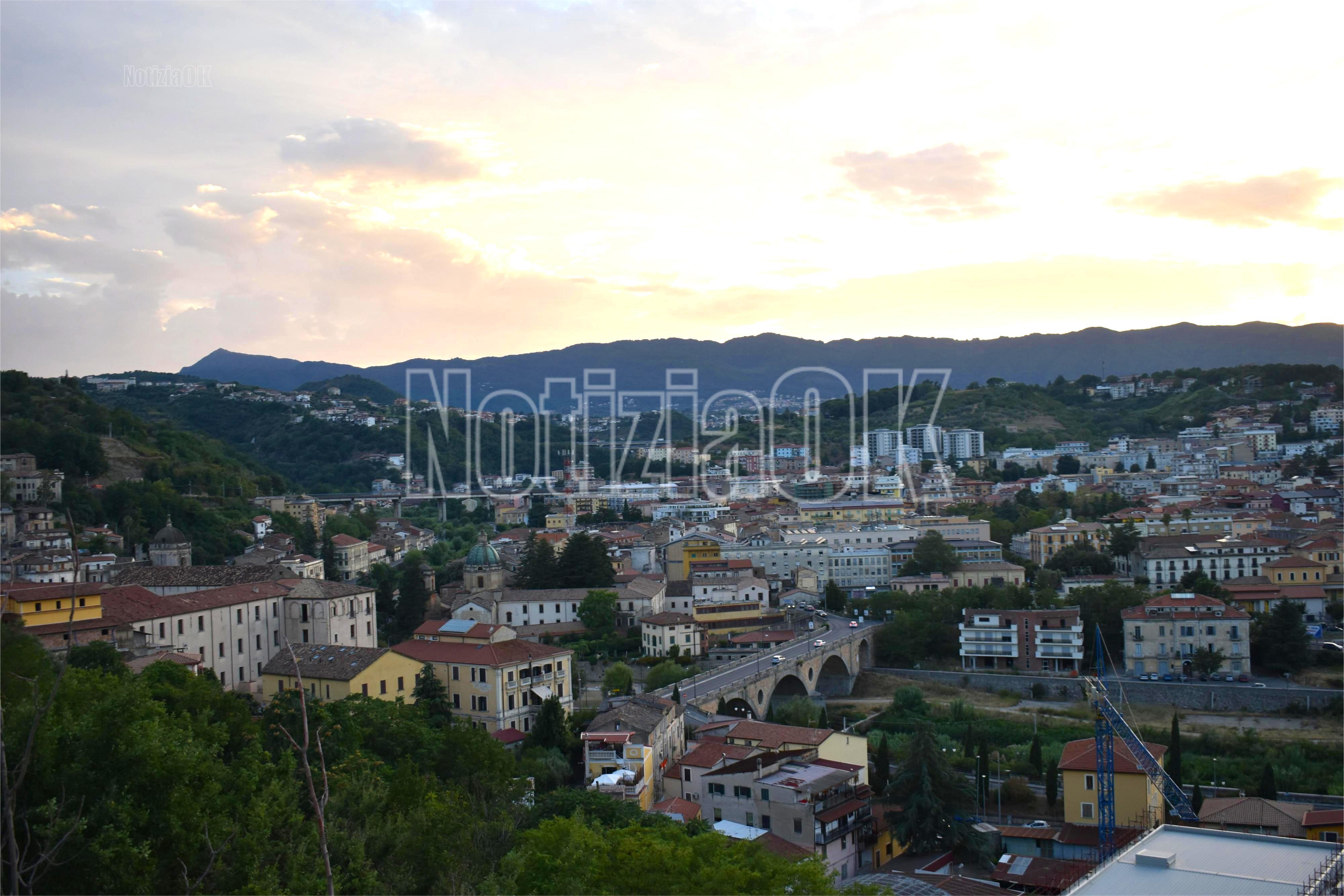 Cosenza - Inizia la bitumazione di alcune strade cittadine - Foto: Redazione