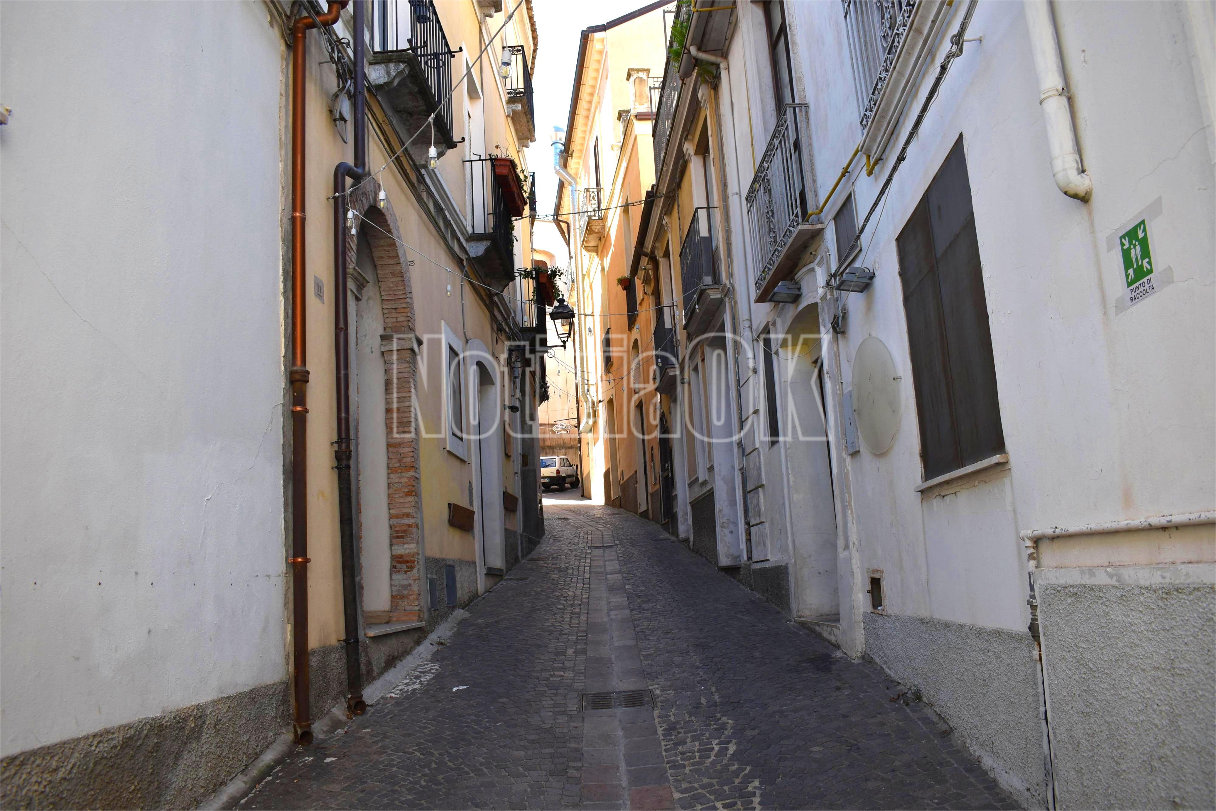 Catanzaro - Edifici degradati nel centro storico, presto una mappatura - Foto: Redazione