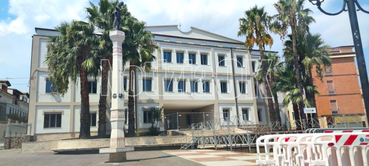 Elezioni a Cutro - Passo indietro di Lerose: "Appoggio Pina Bruni sindaco" - Foto: Redazione