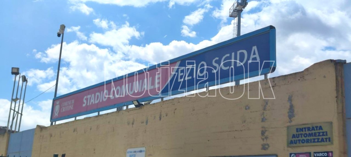Crotone-Audace Cerignola: attività chiuse nei pressi dello Stadio in occasione della gara - Foto: Redazione 