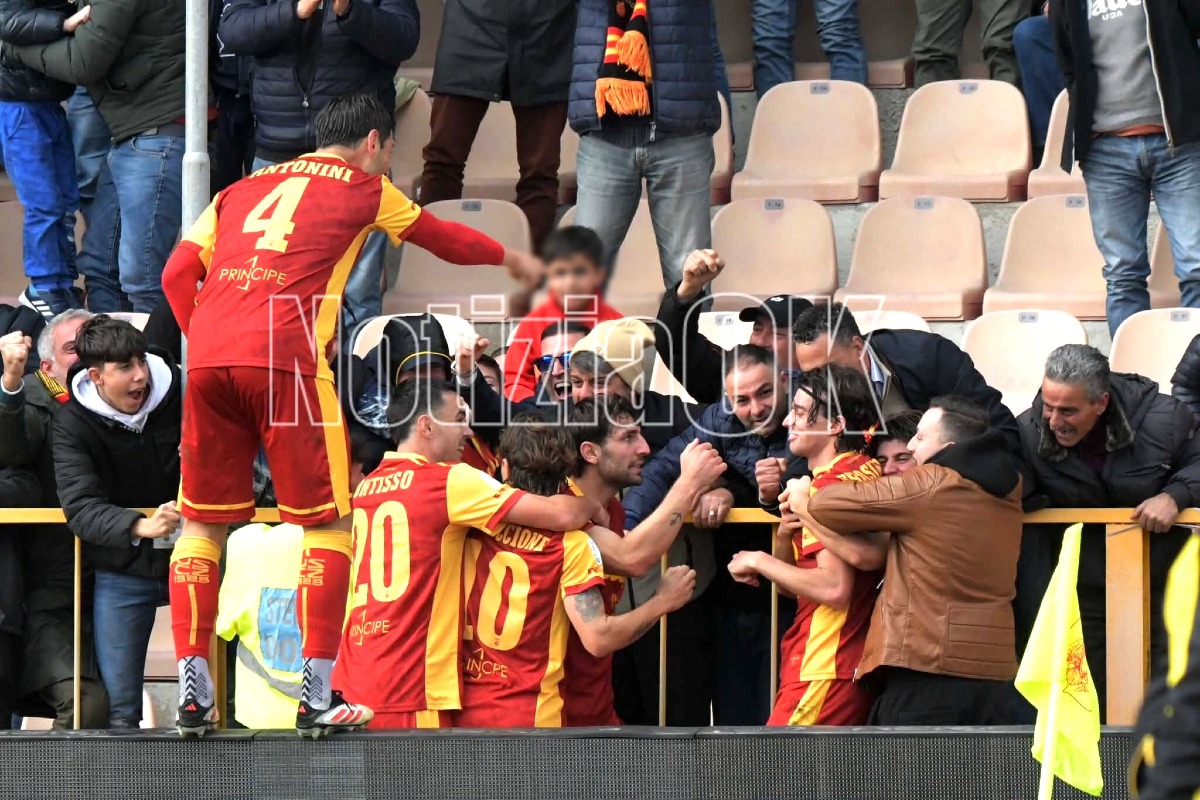 Catanzaro-Spezia 4-2, vittoria roboante al Ceravolo - Foto: Redazione