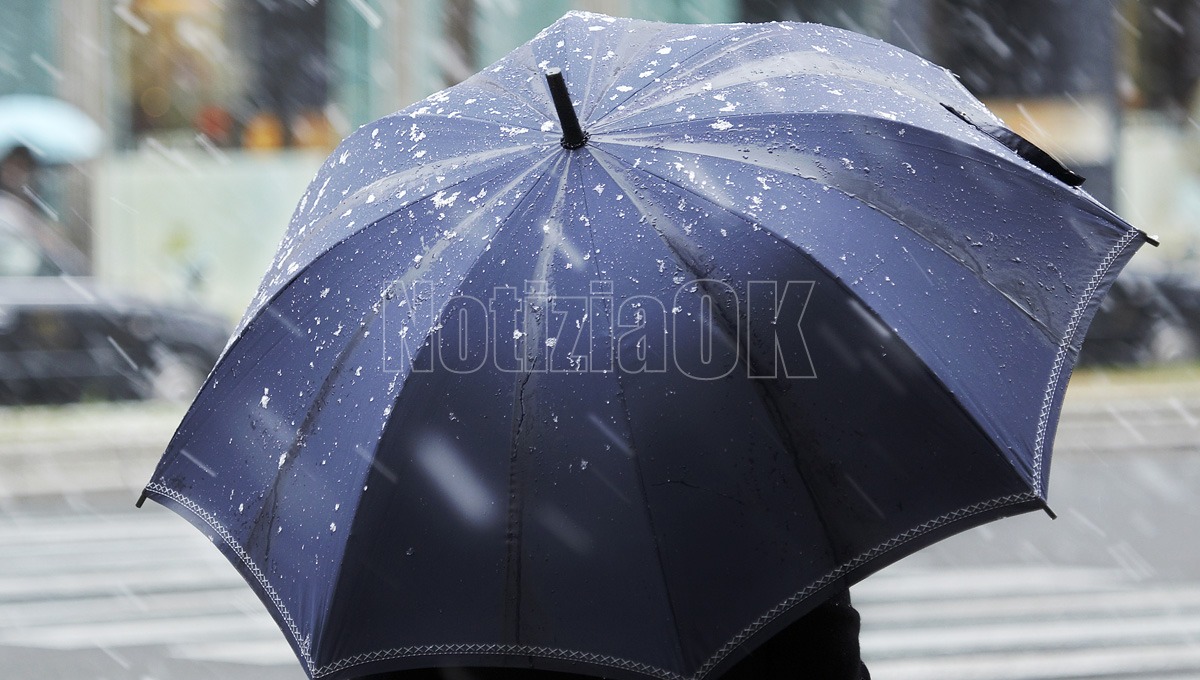 Crotone, arriva il Ciclone Ulla con sabbia, vento e pioggia - Foto: Redazione 