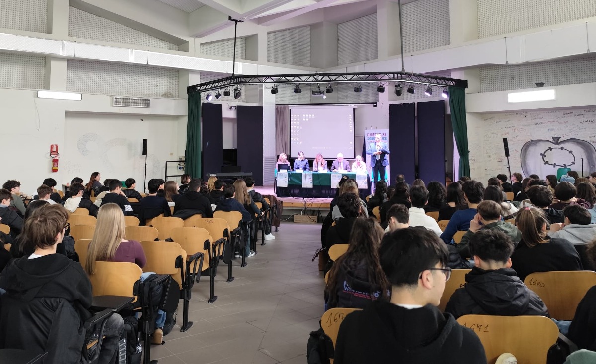 “Chiediti se sono felice”: il progetto arriva al Liceo Scientifico di Lamezia per educare i giovani al benessere - Foto: Uff. Stampa Liceo Scientifico Galileo Galilei 