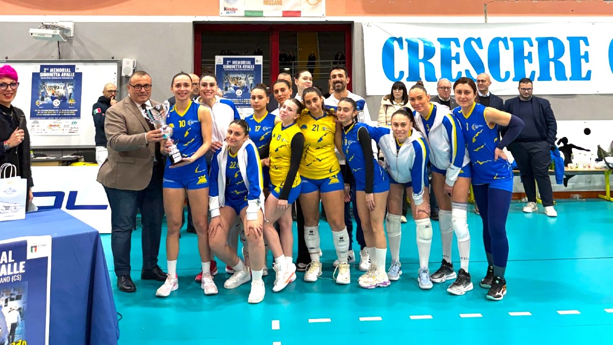 Memorial Avalle, Rossano vola: impresa contro la B e secondo posto - Foto Uff. Stampa Volley Rossano 