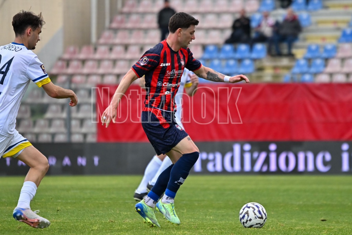 Giugliano-Crotone, Pasquetta al De Cristofaro per un Crotone con qualche assenza 