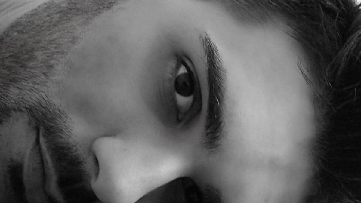 Antony Blasco debutta con “E Penserai”, un viaggio nell’amore incompiuto - Foto Uff. Stampa Aldo Gigliarano 