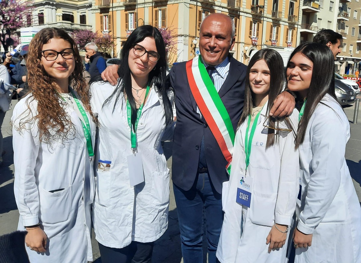 Cosenza città in salute: Piazza dei Bruzi diventa avamposto della prevenzione - Foto: Uff. Stampa Comune di Cosenza