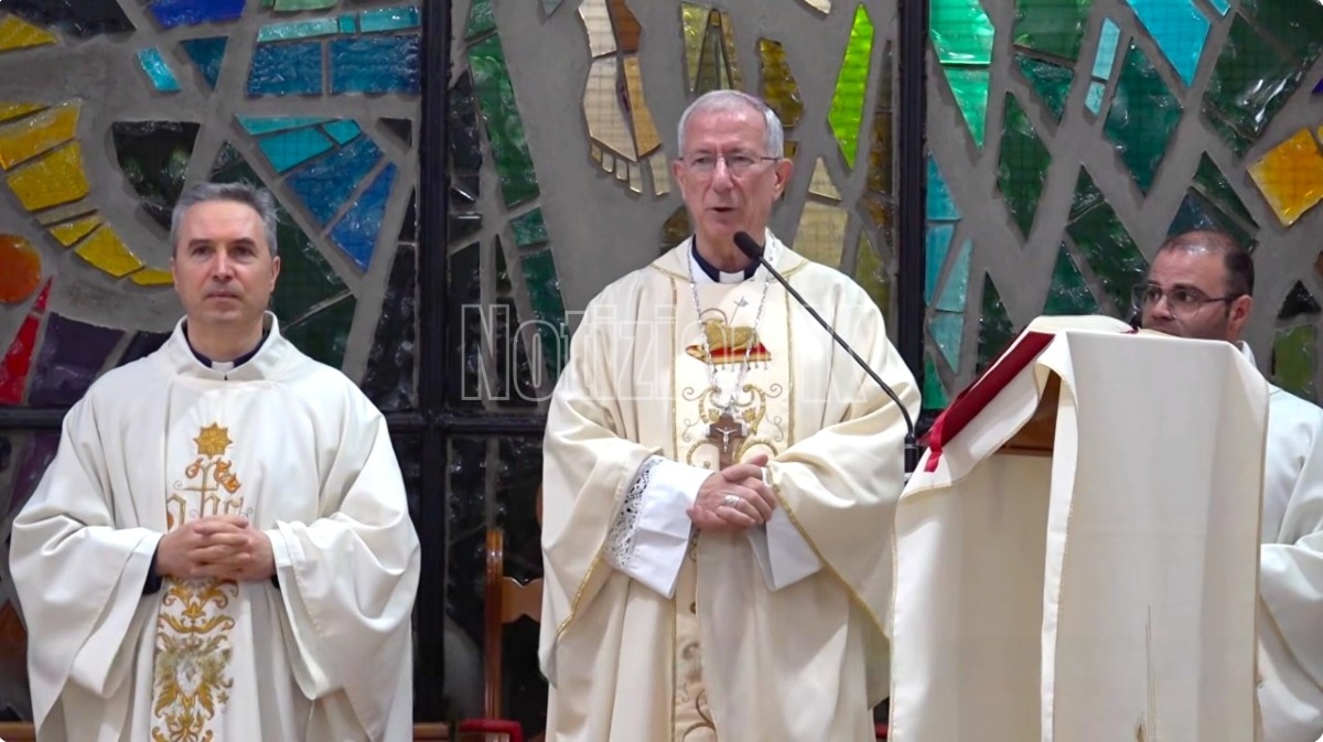 Monsignor Caiazzo torna a San Paolo, chiesa gremita per lui - Foto: Redazione 