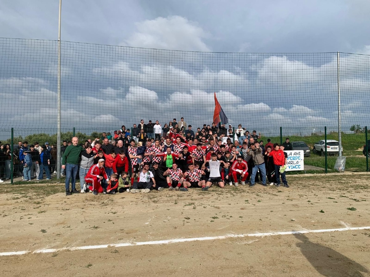 Papanice in Prima Categoria: festa dopo il 5-2 alla Sersalese - Foto: Uff. Stampa Papanice Calcio 