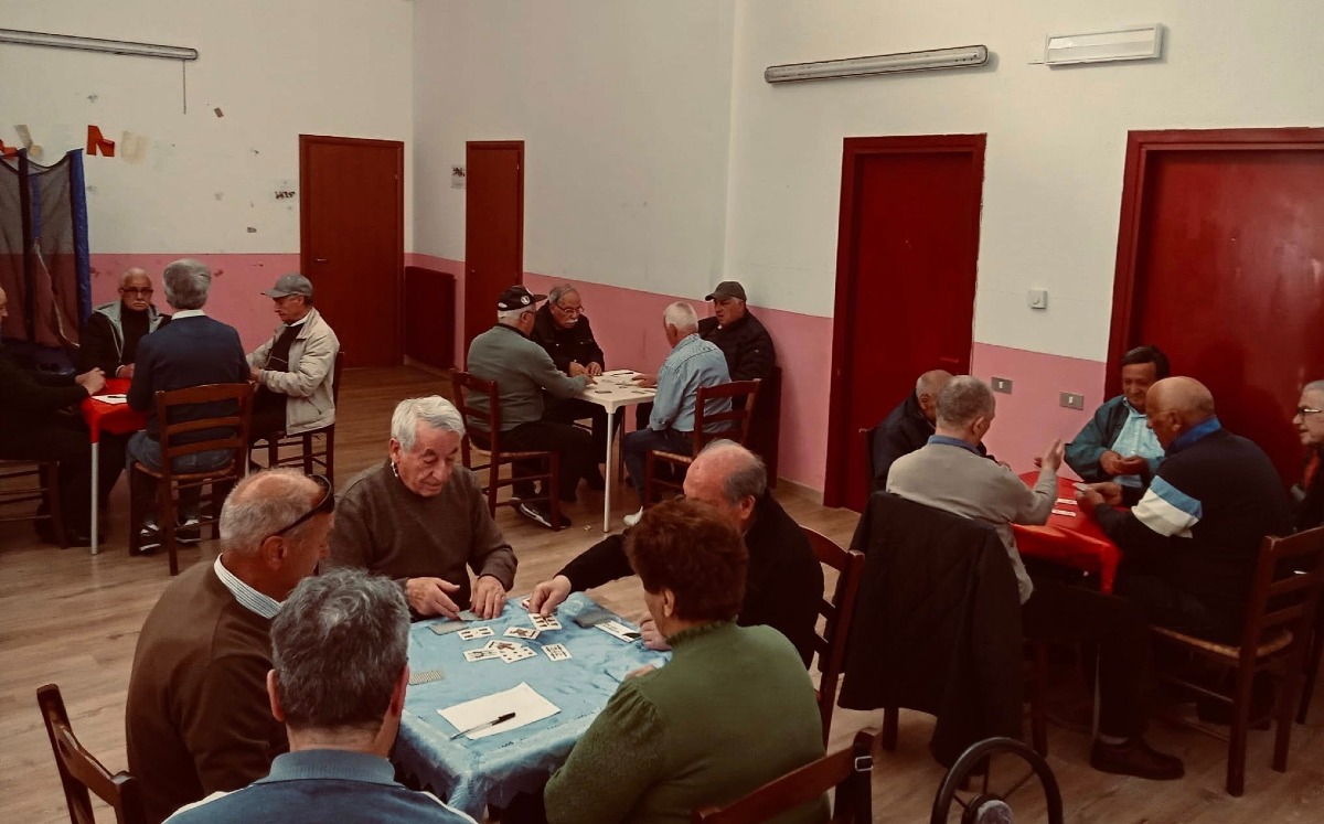 Successo per il torneo a coppie di carte napoletane a Casali del Manco - Foto: Redazione