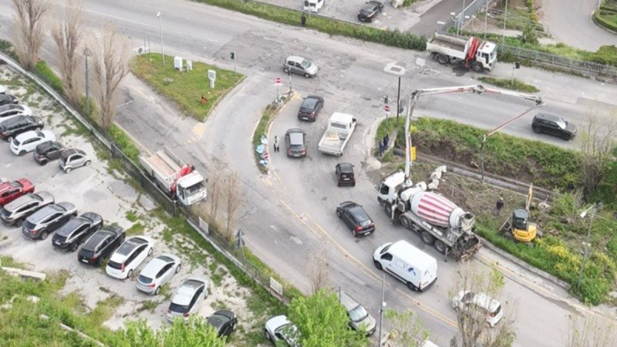 Catanzaro, via Lucrezia della Valle: al via lavori per nuova rotatoria - Foto Uff. Stampa Comune di Catanzaro