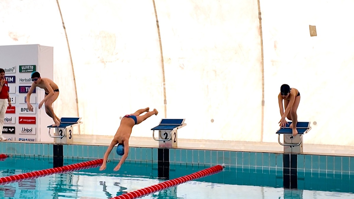 (VIDEO) Crotone, i Giochi studenteschi tornano in piscina dopo anni - Foto: Redazione 
