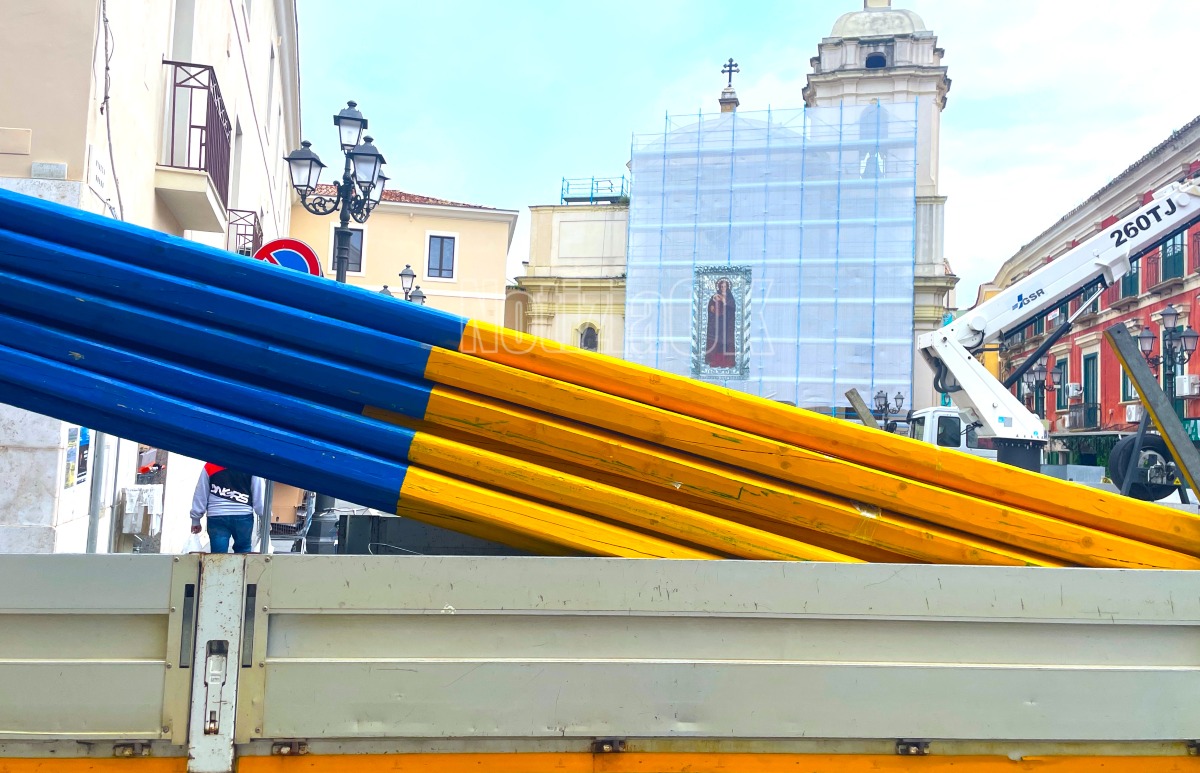 Luminarie e tradizione: Crotone si prepara al Settennale - Foto: Redazione 