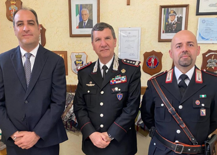 Maida, visita del generale Domizi alla stazione dei Carabinieri - Foto: Uff. Stampa Comune di Maida