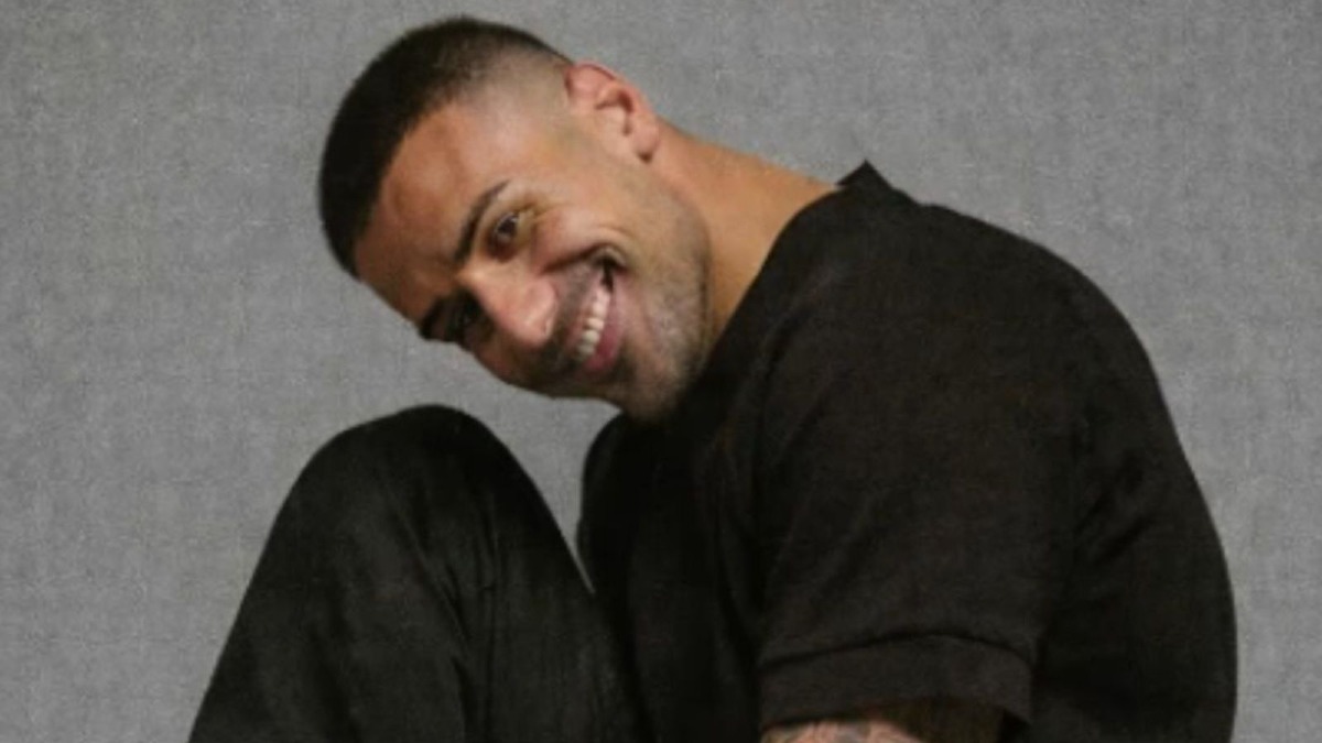 Cutro, Angelo Famao chiude la festa del Santissimo Crocifisso - Foto Locandina Ufficiale Festeggiamenti Cutro 