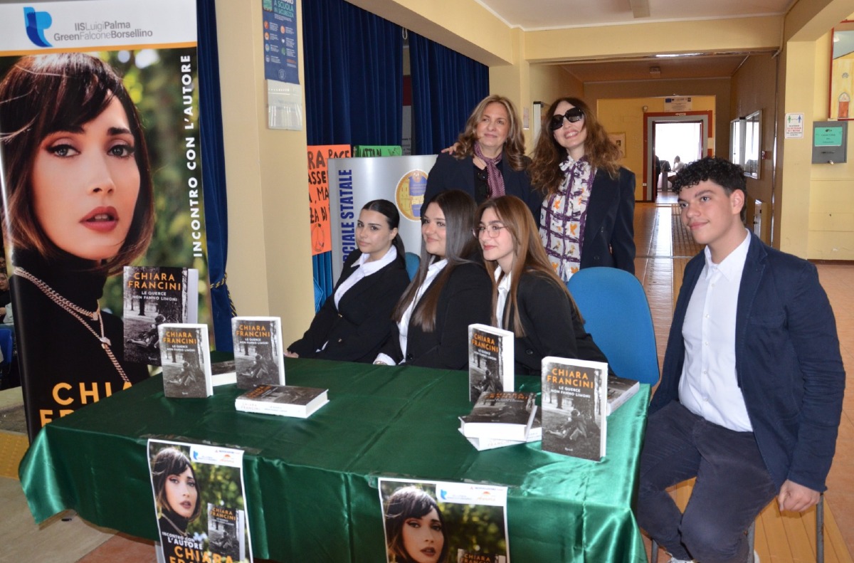 Chiara Francini a Corigliano Rossano: emozioni e memoria con Le querce non fanno limoni - Foto: Uff. Stampa IIS L. Palma ITI ITG Green Falcone Borsellino