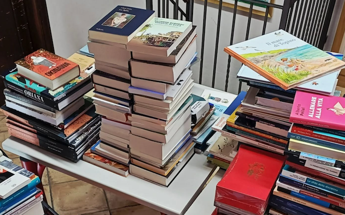 Crotone - Alla Biblioteca Pier Giorgio Frassati arriva il pieno di libri - Foto: Ufficio stampa Biblioteca Pier Giorgio Frassati