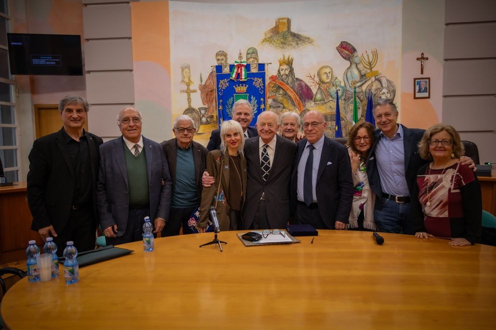 Cosenza celebra il dottor Franco Plastina: omaggio alla cardiologia e alla cultura - Foto: Uff. Stampa Comune di Cosenza