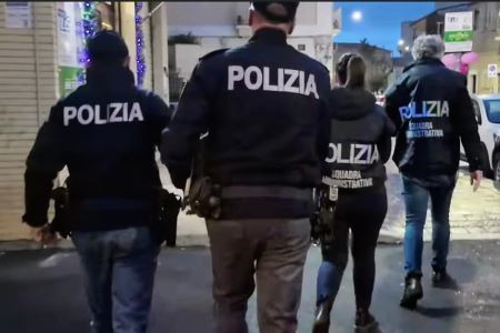 Catanzaro - Controlli su gioco d’azzardo, sanzionati due circoli privati - Foto: Ufficio stampa Questura di Catanzaro