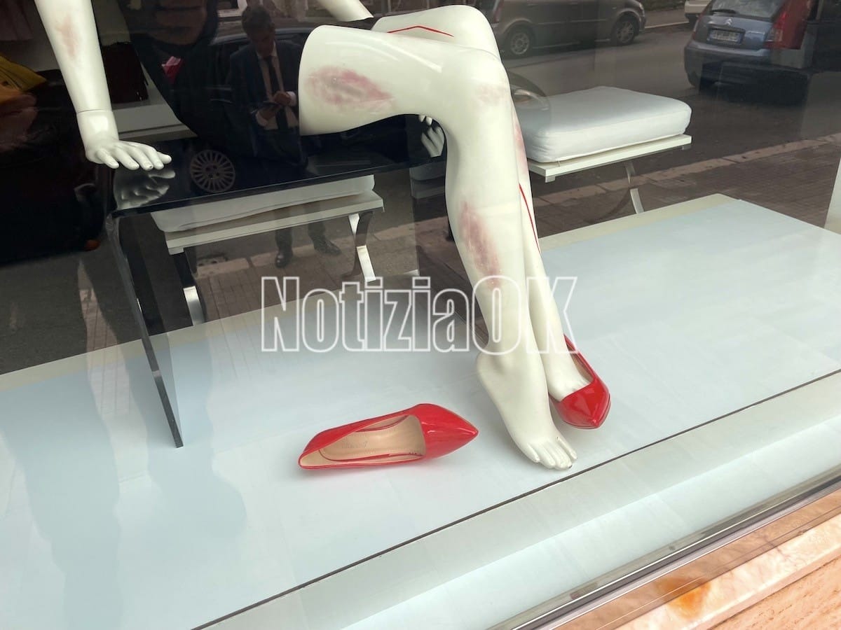 “Mai Bandiera Bianca”, a Catanzaro incontro contro la violenza sulle donne - Foto: Redazione 