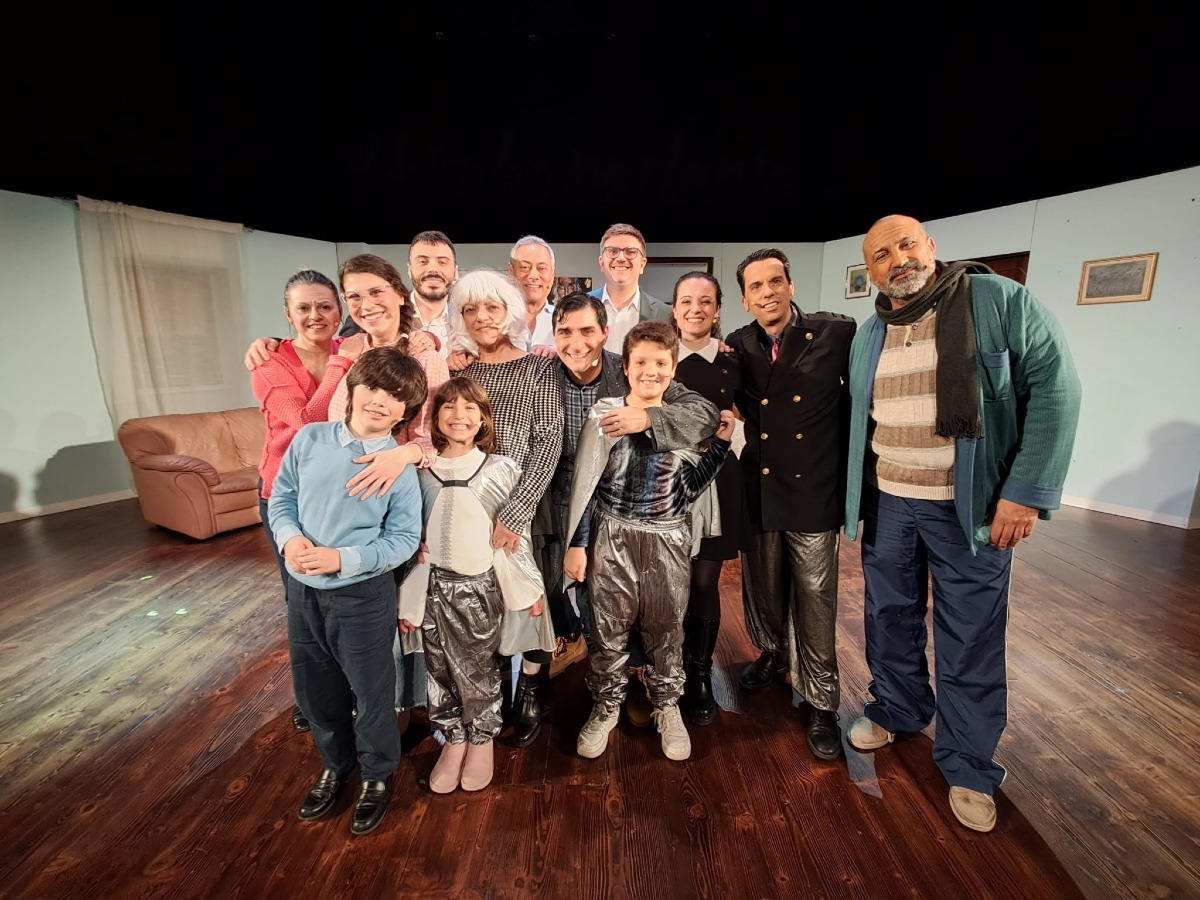 Il bimbo parlante conquista Catanzaro: tra risate e riflessioni sul futuro - Foto: Uff. Stampa Teatro Comunale di Catanzaro