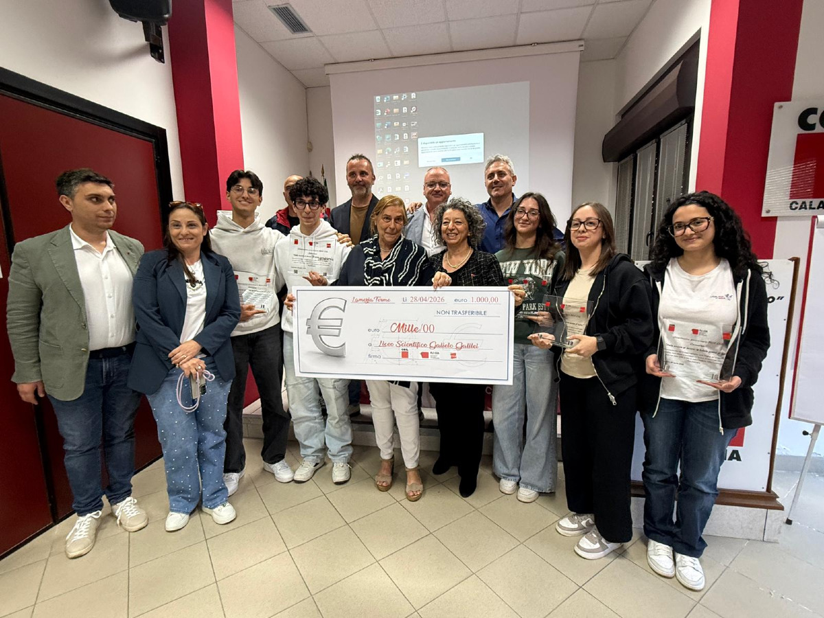 Il Liceo Galilei di Lamezia Terme  vince il concorso di Cgil, Flc Cgil e Inca - Ufficio stampa: Cgil Calabria