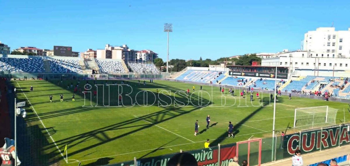 Crotone-Audace Cerignola, all'Ezio Scida dirige il Sig Vingo di Pisa - Foto: Redazione